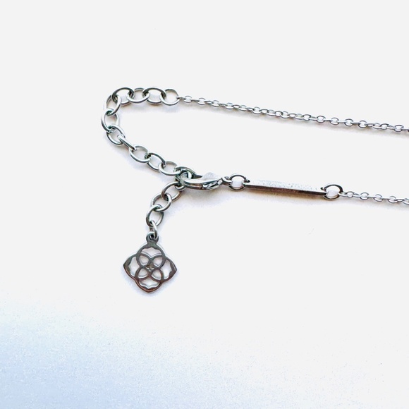 Kendra Scott Elisa pendant necklace light blue in silver tone - Picture 2 of 5